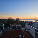 Sea View Apartment Behind The Castles